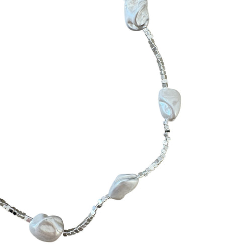 000 (Short) Shell Pearl Necklace with Silver Beading