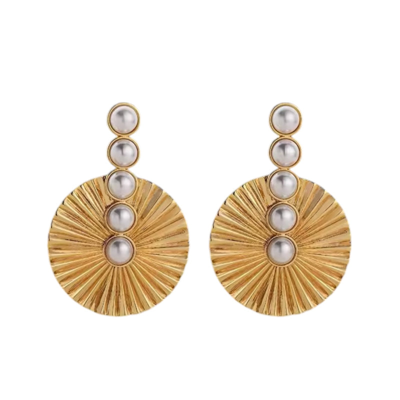 Elle Pearl Fan Earrings