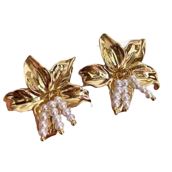 Judith Gold + Pearl Earrings