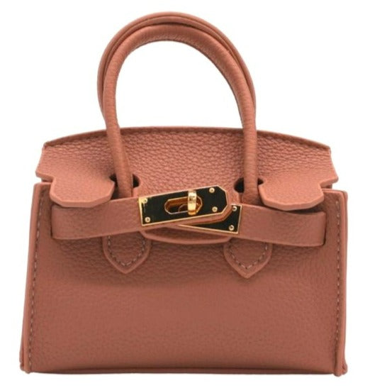 Juliette, Pink