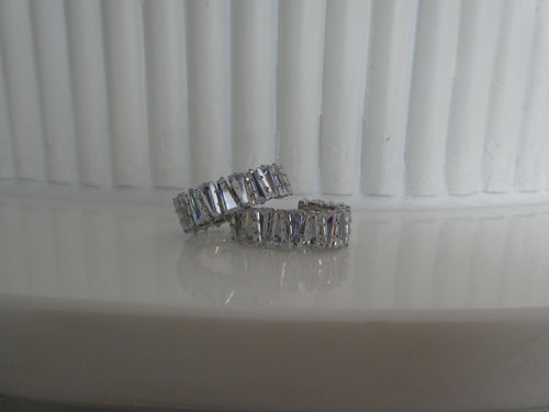 069 Silver Baguette Hoops