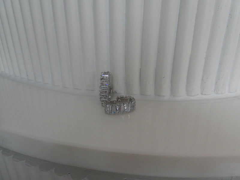 069 Silver Baguette Hoops
