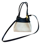 PT (Canvas), Black