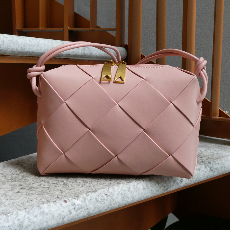 PV, Baby Pink