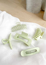 Reese Frost Clip, Mint